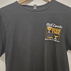 DISTRICT Men's Black Crew Neck T Shirt Graphic Print Size S